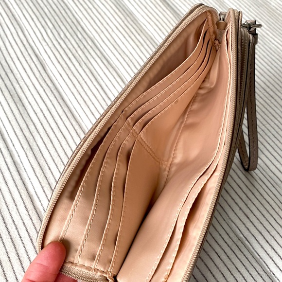 Coach Wristlet - Picture 4 of 5